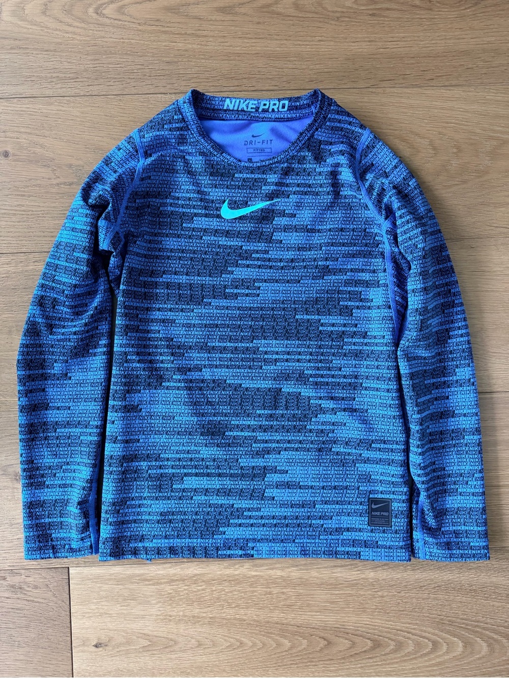 Nike Pro Dri-Fit Fitted Boys Size Large Turquoise & Black Top